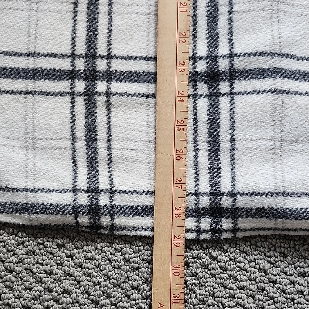 American Eagle Cream and Black Checkered Cotton Blend Shacket Women's Size Large - Picture 7 of 7